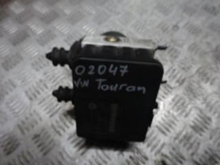 блок ABS Volkswagen Touran 1 поколение 2005, 2.0 л., МКПП, минивэн, 1K0907379Q