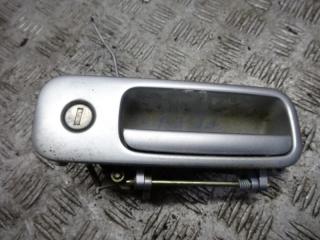 ручка крышки багажника Volkswagen Polo 3 поколение 2001, 1.4 л., МКПП, хетчбэк 5 дв., 1J6827565A
