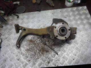 ступица передняя правая Volkswagen Passat B5 1998, 1.6 л., 8D0407258AC