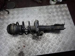 стойка передняя правая Mazda 323P BJ 1999, 1.6 л., МКПП, хетчбэк 5 дв.