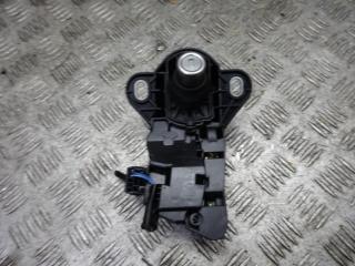 кнопка открытия багажника Mitsubishi Carisma 1 поколение [рестайлинг] 2001, 1.9 л., МКПП, хетчбэк 5 дв.