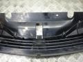 решетка радиатора Renault Laguna 2 поколение 2002, 1.8 л., МКПП, хетчбэк 5 дв., 8200390126 - фото №8
