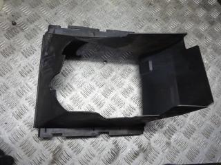воздухозаборник Volkswagen Touareg 1 поколение 2005, 2.5 л., АКПП, внедорожник 5 дв., 7L6117335A