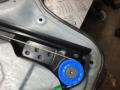 стеклоподъемник передний левый Volkswagen Transporter T5 2004, 2.5 л., МКПП, микроавтобус, 7H0837730F - фото №9