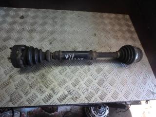 полуось передняя левая (приводной вал, ШРУС) Audi A4 B5 1998, 1.6 л.