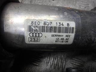 крепление бампера Audi A4 B5 [рестайлинг] 2001, 1.8 л., АКПП, универсал, 8E0807134B