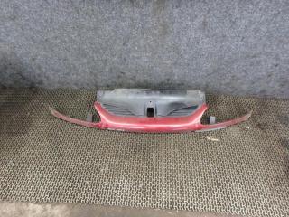 решетка радиатора Renault Laguna 1 поколение [рестайлинг] 2000, 1.8 л., МКПП, хетчбэк 5 дв., 7700419766
