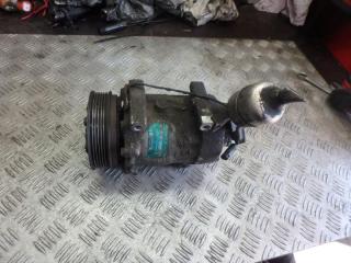 компрессор кондиционера Mitsubishi Carisma 1 поколение [рестайлинг] 2001, 1.9 л., 8200040681