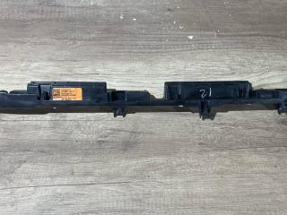 Кронштейн накладки на порог лев. Tesla Model Y 1 поколение 2022, L2S, 1521682-00-S