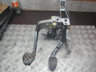 узел педальный (блок педалей) Volkswagen Passat B5 1999, 1.9 л., МКПП, универсал, 8D1721117K