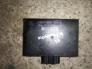 блок комфорта Volkswagen Golf 3 поколение 2000, 1.4 л., 799Q