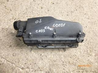 корпус воздушного фильтра Mercedes-Benz C-Класс W203/S203/CL203 2001, 2.2 л., АКПП, универсал
