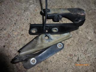 петля капота SEAT Ibiza 3 поколение 2003, 6L0823301A