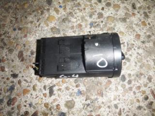 переключатель света Volkswagen Golf 4 поколение 2001, 1.4 л., МКПП, хетчбэк 5 дв.