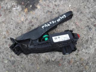 педаль Volkswagen Passat B6 2007, 2.0 л., АКПП, универсал, 1K1723503L
