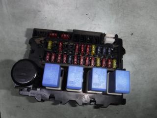 блок предохранителей Nissan Navara D22 2001, 2.5 л., МКПП, фургон, 0680F99