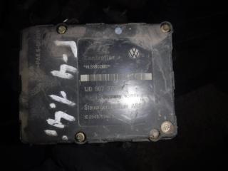 блок ABS Volkswagen Golf 3 поколение 1999, 1.4 л., 1J0907379G