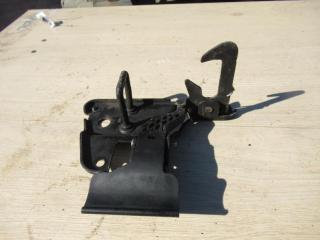 замок капота Audi A6 4F/C6 2007, 2.7 л., МКПП, универсал