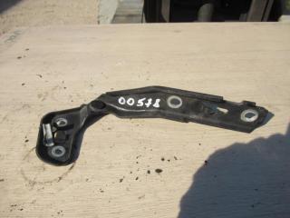 петля капота Audi A6 4F/C6 2007, 2.7 л., МКПП, универсал, 4F0823301
