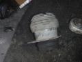 подушка крепления двигателя Volkswagen Golf 1 поколение 1993, 1H0199621 - фото №2