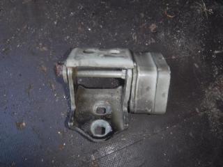 петля двери Renault Megane 2 поколение 2006, 1.5 л., МКПП, хетчбэк 5 дв., 49D06