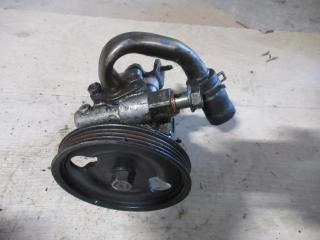 насос гидроусилителя руля Nissan Primera P10 1991, 24063042