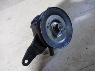 насос гидроусилителя руля Nissan Primera P10 1991, 2.0 л., 6X0346033