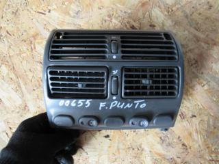 дефлектор обдува салона Fiat Punto 1 поколение 1997, 1.2 л., МКПП, кабриолет
