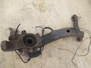 ступица передняя левая Audi A4 B5 1996, 1.9 л., 8D0407257