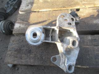 кронштейн двигателя Audi A4 B5 [рестайлинг] 2000, 2.0 л., 8E0199352F