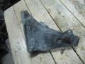 кронштейн двигателя Volkswagen Passat B5 1998, 8D0199308M - фото №3