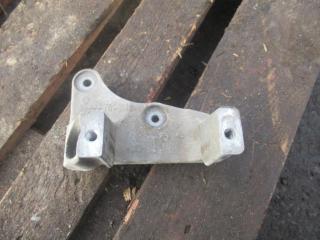 кронштейн КПП Peugeot 407 1 поколение 2005, 2.0 л., МКПП, универсал, 9648276180