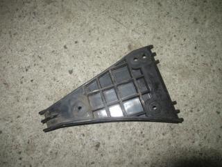 крепление бампера Audi A4 B5 1996, 8D0807284