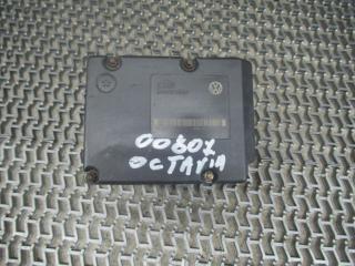 блок ABS Skoda Octavia 1 поколение (A4) 1998, 1.6 л., МКПП, хетчбэк 5 дв., 1J0907379D
