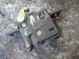 замок двери Audi 100 4A/C4 1992, 2.0 л., АКПП, универсал, 4A9827506B