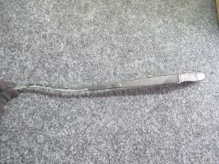 щеткодержатель (поводок стеклоочистителя, дворник) Hyundai Getz 1 поколение 2003, 1.1 л., МКПП, хетчбэк 5 дв.