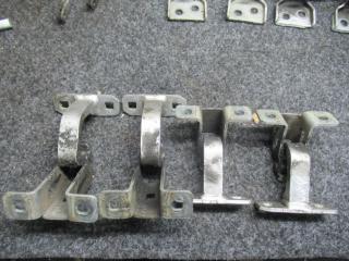 петля двери Dacia Logan 1 поколение [рестайлинг] 2009, 1.5 л., МКПП, универсал