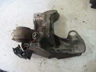 кронштейн (крепление) Volkswagen Passat B5 1998, 4B0199352