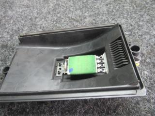 сопротивление печки Volkswagen Bora 1 поколение 2001, 1.6 л., МКПП, универсал, 1J0819022A