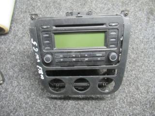 магнитола Volkswagen Golf 4 поколение 2005, 1.9 л., МКПП, хетчбэк 5 дв., 1K0035186L