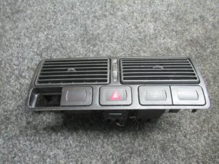 дефлектор обдува салона Volkswagen Golf 3 поколение 1998, 1.4 л., МКПП, хетчбэк 5 дв., 1J0819734B