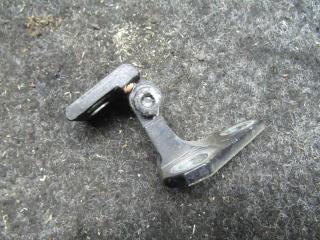 петля двери Volkswagen Golf 4 поколение 2005, 1.9 л., МКПП, хетчбэк 5 дв.