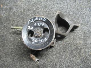 насос гидроусилителя руля Mitsubishi Lancer 4 поколение 1989, 1.8 л.