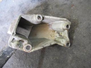 кронштейн двигателя Audi A4 B5 1996, 1.6 л., МКПП, седан, 8D0199307L