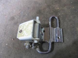петля двери Audi A6 4B/C5 2000, 4B0833412B