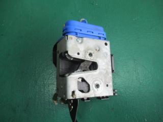 замок двери передней правой Audi A4 B5 1997, 1.8 л., МКПП, седан, 8D0839016A
