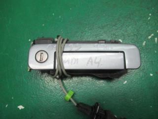 ручка наружная Audi A4 B5 1997, 1.8 л., МКПП, седан, 4A0837206D