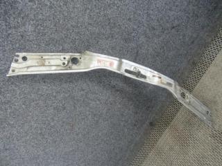 передняя панель крепления облицовки (телевизор) Audi A6 4A/C4 1994, 2.5 л., МКПП, универсал