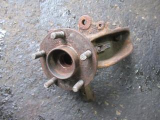 ступица передняя левая Ford Focus 2 поколение 2008, 1.8 л.