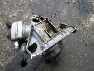 корпус масляного фильтра Volkswagen Passat B5 2000, 2.3 л., 071199354A